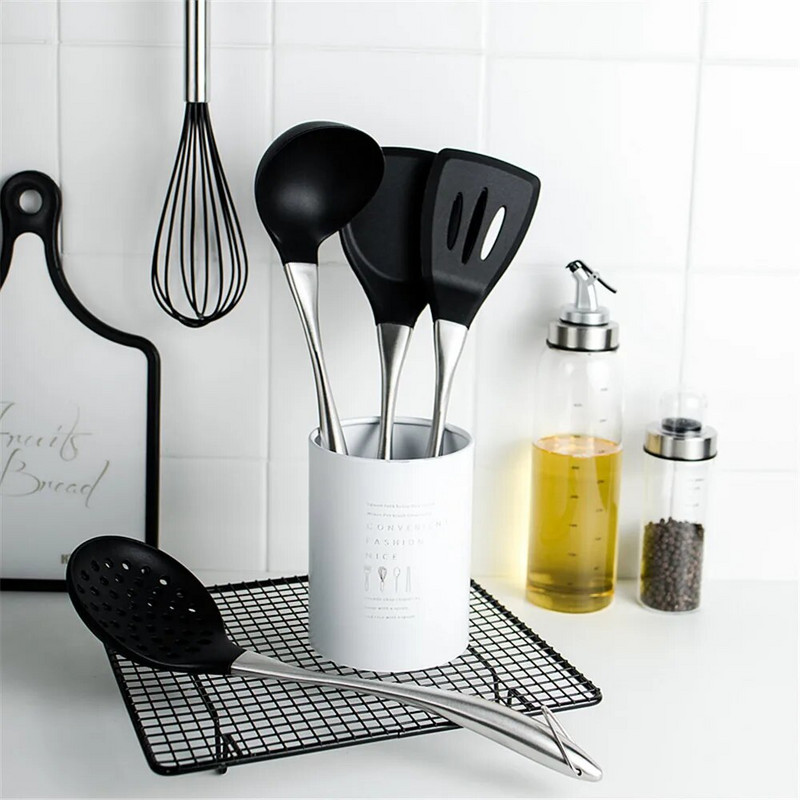 Crna silikonska lopata Lopatica Žlica za juhu s rezancima Ručka od nehrđajućeg čelika Posuđe za kuhanje Kuhinjski alati za kuhanje 1 KOM