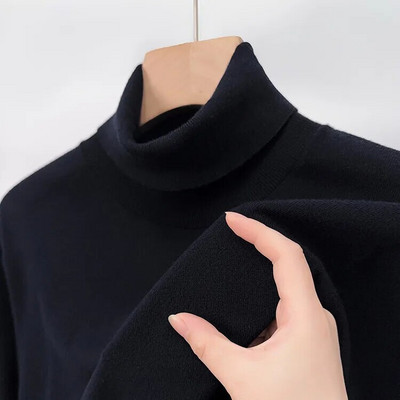 Jauns 2023. gada rudens ziemas 2023. gada vīriešu trikotāžas džemperis ar retro apkakli, kas izgatavots no samta, kas lieliski piemērots slāņošanai