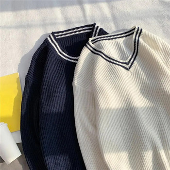 2023 Пуловери Мъжки раирани V-образно деколте Плетени есенни изчистени корейски стил Harajuku Модни ежедневни разнообразни двойки Шик Свободни нови