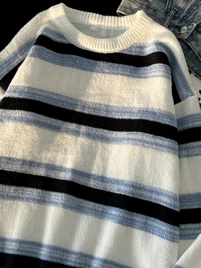 Jauni vīriešu svītraini krāsaini džemperi ar O veida kakla izgriezumu korejiešu modes trikotāžas džemperi Rudens vintage brīvi velkami Homme Y2K apģērbi