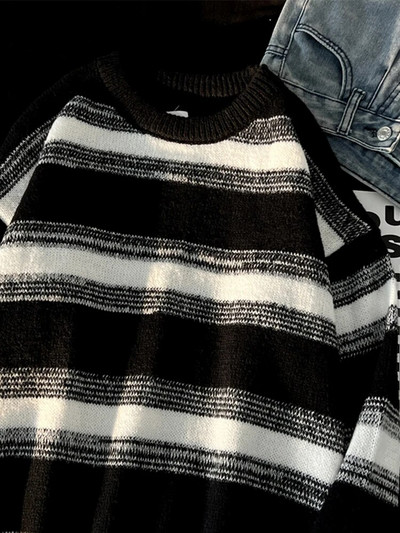 Jauni vīriešu svītraini krāsaini džemperi ar O veida kakla izgriezumu korejiešu modes trikotāžas džemperi Rudens vintage brīvi velkami Homme Y2K apģērbi