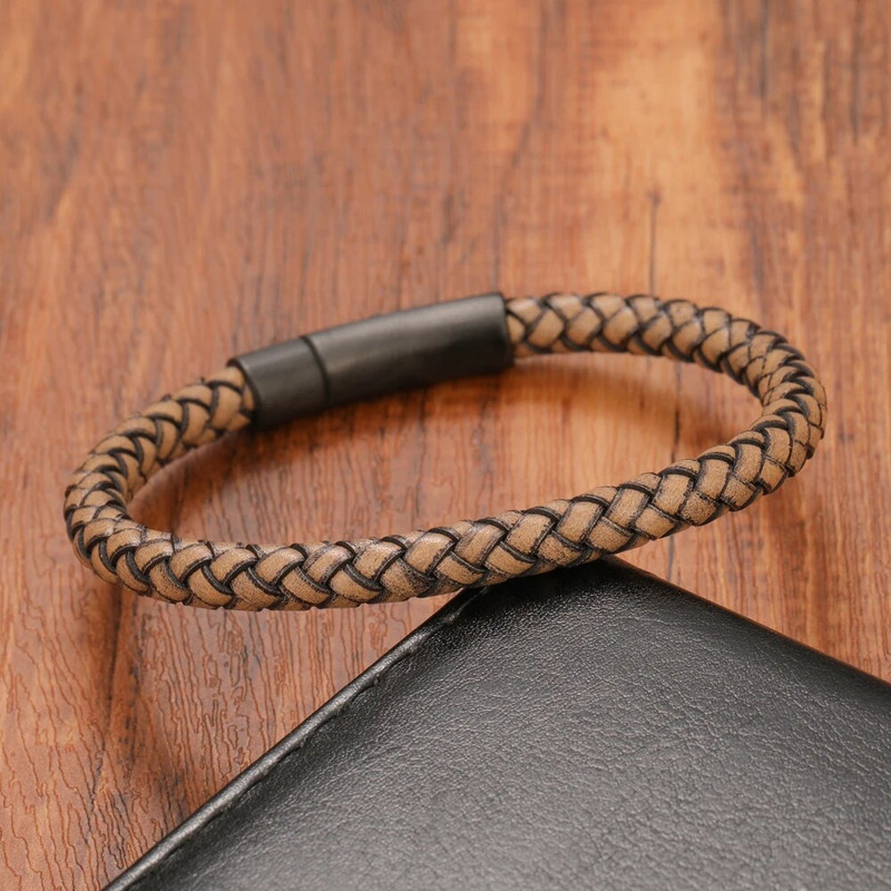 Klasisks stils vīriešiem Sieviešu burvīgas ādas rokassprādzes Vienkāršas 8 krāsu nerūsējošā tērauda pogas Aksesuāri Juvelierizstrādājumi Dāvana