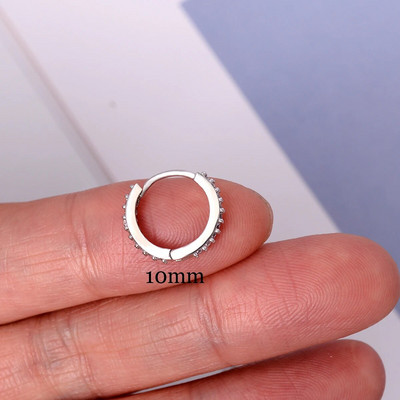 1 gab Modes izsmalcināti kristāla cirkona stīpas auskari sievietēm varavīksnes skrimšļa Helix Tragus auskari ar radzēm ķermeņa pīrsinga rotaslietas