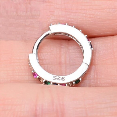 1 gab Modes izsmalcināti kristāla cirkona stīpas auskari sievietēm varavīksnes skrimšļa Helix Tragus auskari ar radzēm ķermeņa pīrsinga rotaslietas