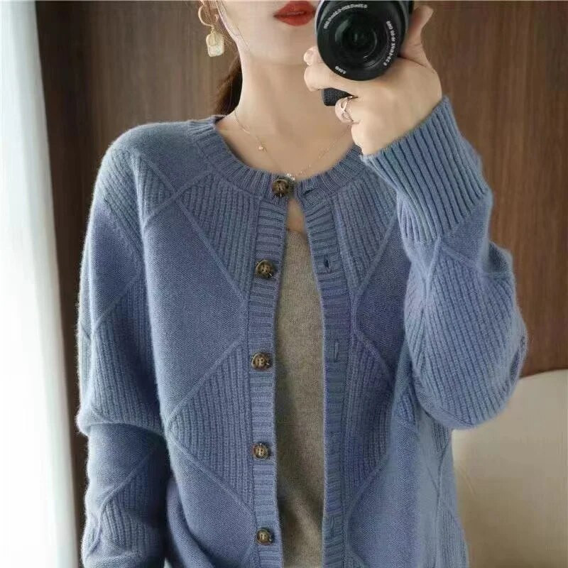 Rudens modes trikotāžas džemperis, 2023. gada jauns sieviešu korejiešu brīvs gadījuma raksturs, sieviešu jaka ar vienrindu