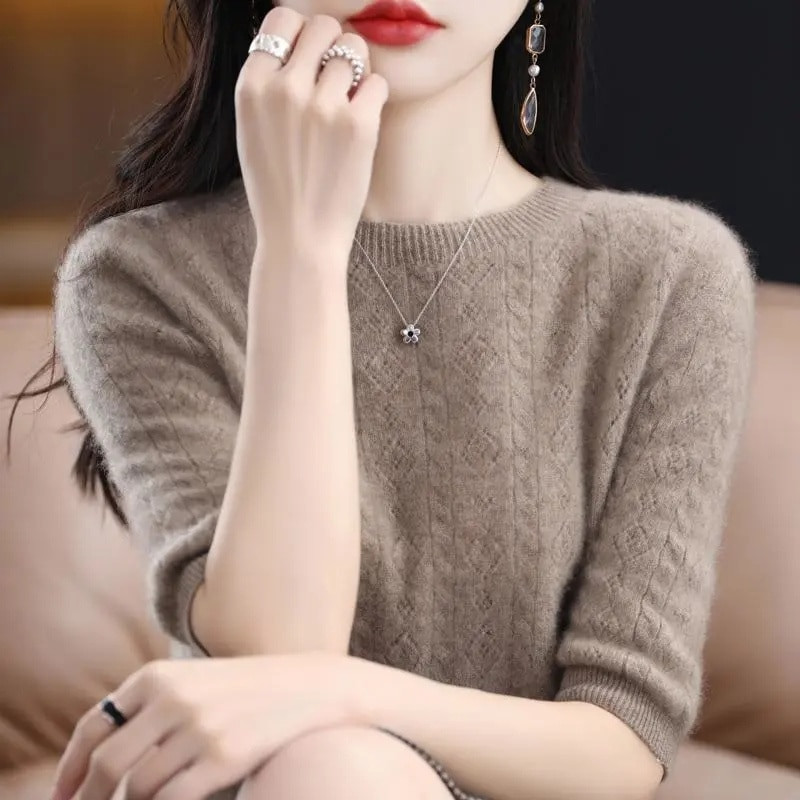 Vasaros moteriški megztiniai trumpomis rankovėmis O formos apatiniai marškinėliai Trikotažo kupranugarių megztiniai Korėjietiški Slim Fit džemperiai Kasdienis trikotažas