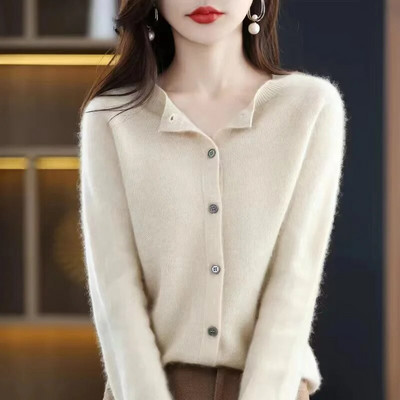 Μακρυμάνικο γυναικείο πλεκτό πλεκτό κασμίρ 2023 100% καθαρό μαλλί Merino Άνοιξη φθινοπωρινό μπλουζάκι με λαιμόκοψη Ζακέτα πουλόβερ με ένδυση