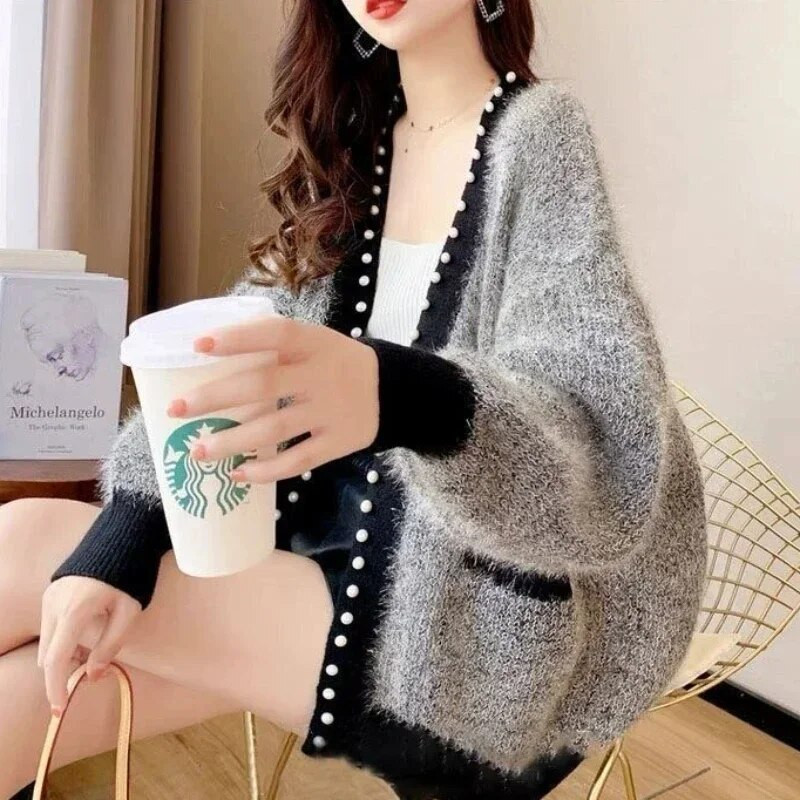 Γυναικείο πουλόβερ πλεκτό μπλουζάκι με λαιμόκοψη σε V για γυναίκα Γκρι Y2k Vintage Χειμώνας 2023 Cold New Knitwear Crochet Fashion Fashion Korea