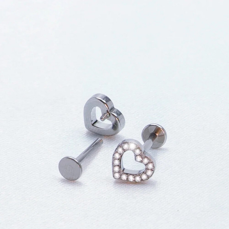 Starpsienas pīrsings lūpu klikšķināmas auskari titāna F136 skrimslis 16g Tragus Daith Helix eņģu segments Labret ausu aproces ķermeņa rotaslietas