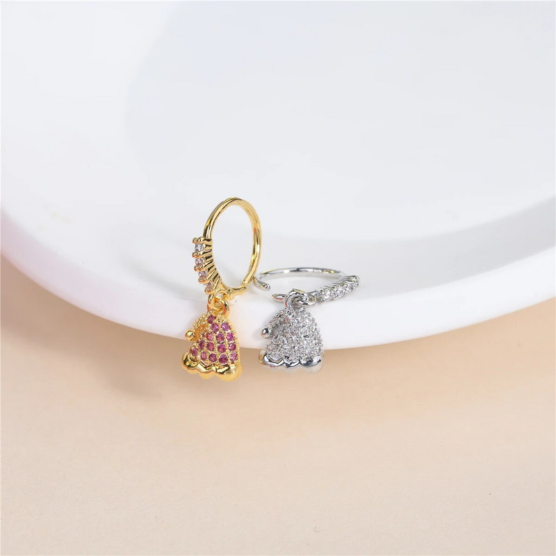 Jõulune rippuv ninasõrmus Värviline tsirkoonist jõulupuu kellad lumehelbed rippuvad nina augustamise ehted naistele ja tüdrukutele