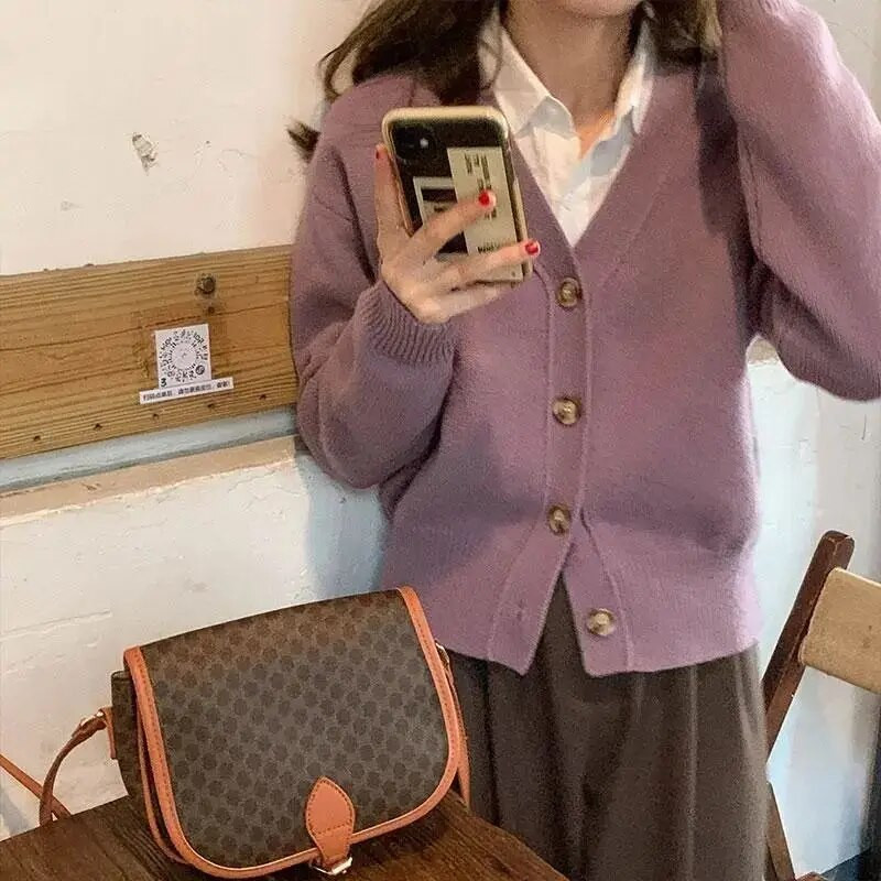 Ανοιξιάτικο φθινόπωρο 2023 Κοντό vintage πλεκτή ζακέτα γυναικεία μονόχρωμη μονόχρωμη μπουφάν πουλόβερ νέας κορεατικής έκδοσης