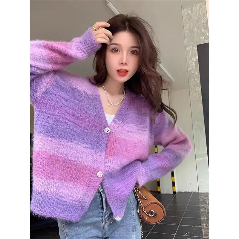 Gradiento V formos kaklelis korėjiečių Sweetheart minkštas, lipnus megztinis, skirtas pavasariui/vasarai, unikalus trumpas megztas megztinis.