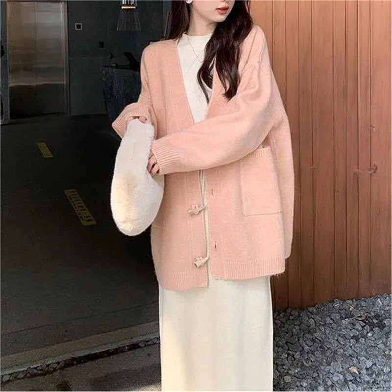 Rudens ziemas trikotāžas jakas Para Mujer Jauns korejiešu modes pogas Virsdrēbes Sieviešu mētelis brīvs ikdienas džemperu topi кардиган