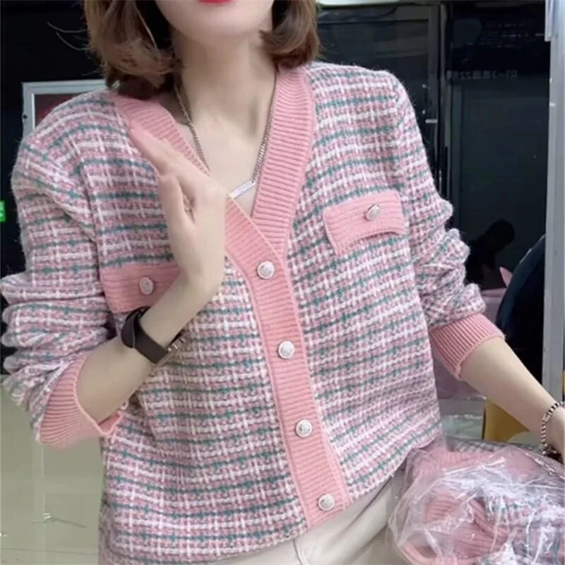 Trikotāžas jaka Sieviešu Pavasara Rudens Jaunums 2023. gada garām piedurknēm V veida kakla izgriezuma trikotāžas džemperi Sieviešu ikdienišķa sieviešu mēteļi