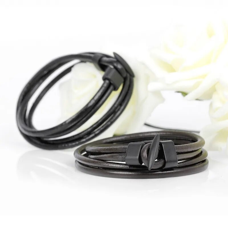 TYO populārākās izpārdošanas modes ādas rokassprādzes ar āķi vīriešiem Populāra zēnu bruņinieku drosmes pārsējs šarms, melna enkura rokassprādze