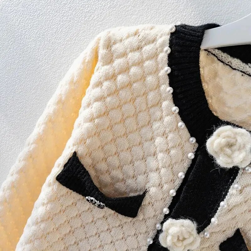 2023. gada jauns rudens ziemas adīšanas jaciņš, sieviešu elegants modes, brīvs, vienrindas nagu krelles vējš, īss sieviešu džempera jaka