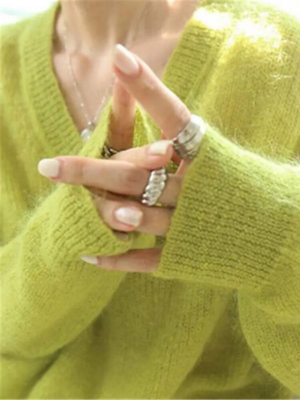 2023. Ženski moher džemper dugih rukava s V izrezom Preveliki izdubljeni pleteni puloveri Mekana tanka ženska odjeća Topovi od pletiva Jumpe