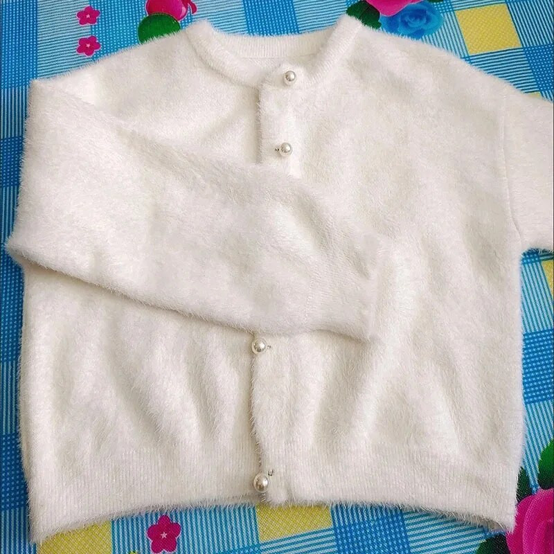 Vienkāršs O veida kakla izgriezums, vienrindas ūdeles vilnas trikotāžas džemperis, mīksts, mīksts, silts jakas ar garām piedurknēm, sieviešu topi, pērles ar pogām.