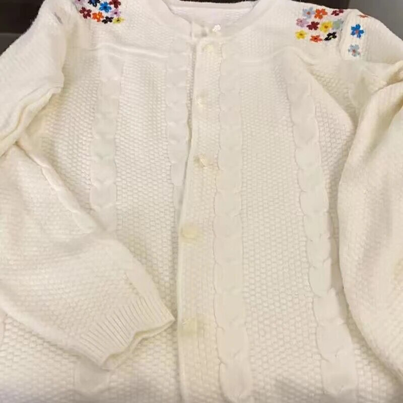 Retro izšūts ziedu trikotāžas jakas jakas Sieviešu ikdienas plāns džemperis Īsi mēteļi Eleganti liela izmēra trikotāža Gilet Malhas topi