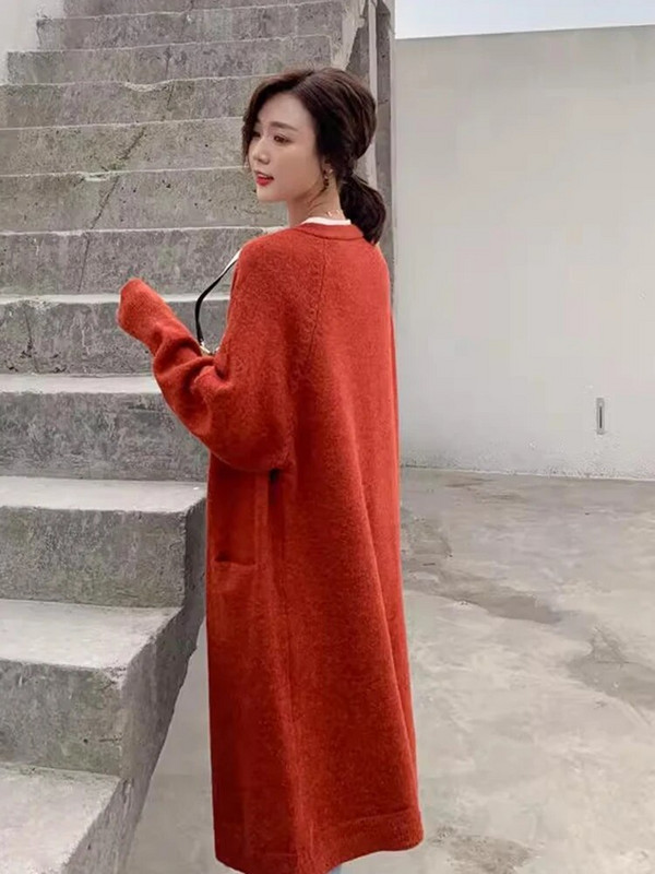 Sieviešu gari adīti jaciņa mēteļi ikdienišķs brīvs džemperis ar garām piedurknēm džemperis korejiešu V veida kakla izgriezuma pamata Malhas topi jauni Kintwear Casaco