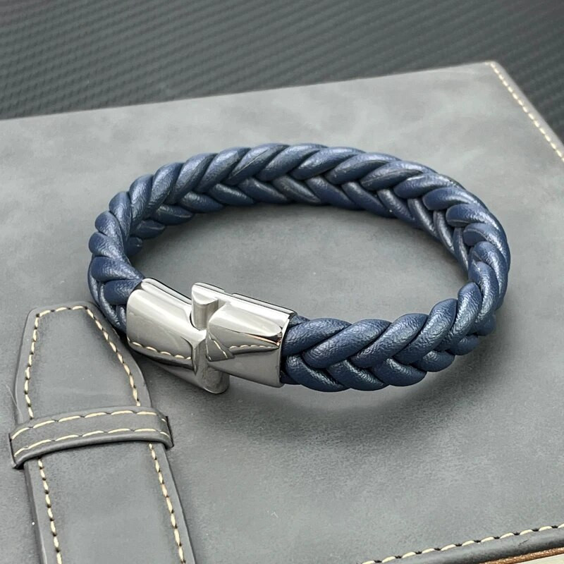 Punk vīriešu pītas ādas rokassprādzes rotaslietas melnas/brūnas/sarkanas/zilas nerūsējošā tērauda magnētiskā aizdare Modes aproces, šarmu rokassprādzes