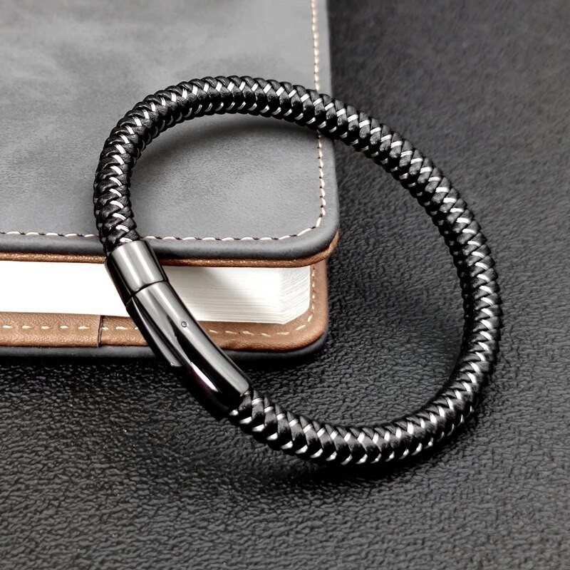 MingAo Punk Simple Ανδρικά Κοσμήματα Χωρίς ξεθώριασμα Βραχιόλι από συρμάτινο σχοινί Vintage μανσέτα γούρι βραχιόλι για άνδρες Δερμάτινα κοσμήματα Δώρα για πάρτι