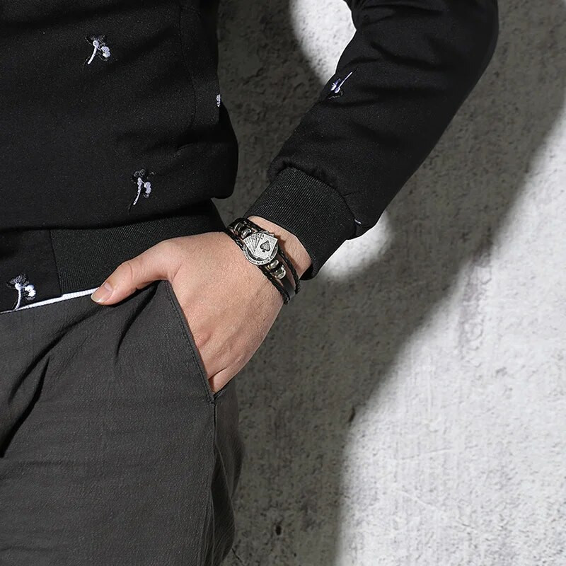 Vnox Vintage Scorpion Charm βραχιόλια για άντρες Δερμάτινο βραχιόλι με στρώσεις Ανδρικά casual κοσμήματα