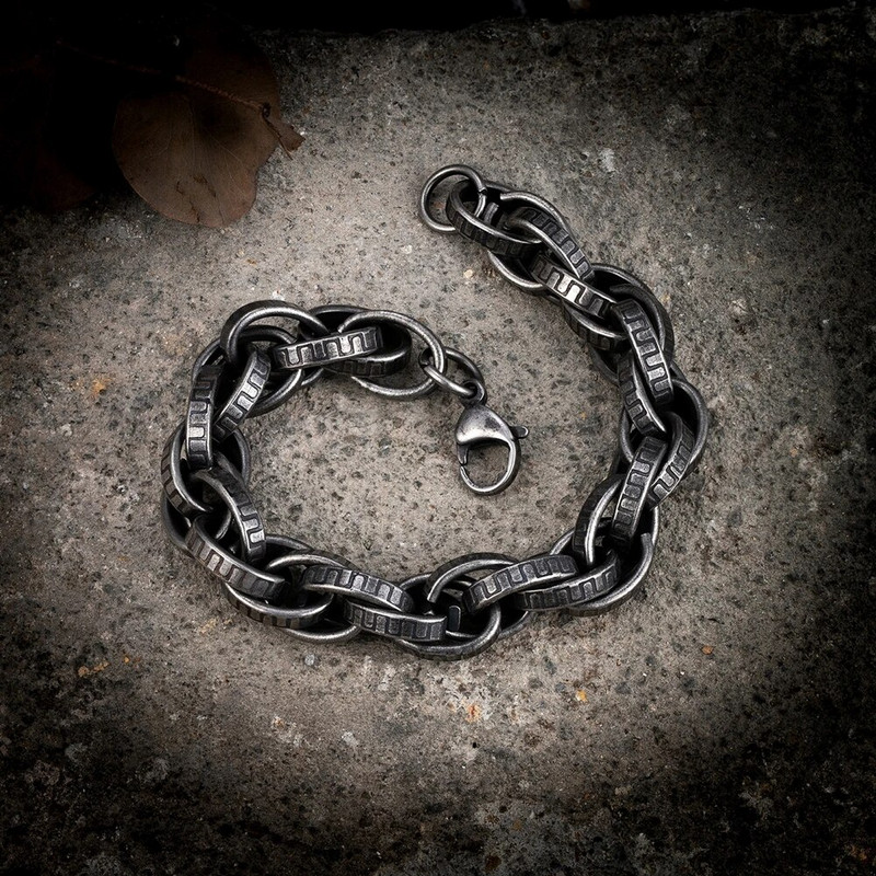 MKENDN gotikas stils vīriešiem nerūsējošais tērauds radošs retro oksidēts melns zobains motociklistu ķēdes rokassprādzes pankroka vīriešu rotaslietas