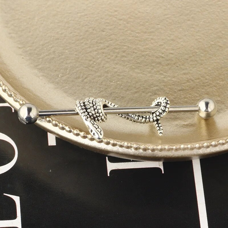 Punk Snake Ipari súlyzórúd Piercing Fülbevaló Fülporc Ipari Piercing Halloween Party Fül Kiegészítők Ékszerek