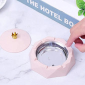 Nerūsējošā tērauda pelnu trauks, apaļš, vēja necaurlaidīgs pelnu trauks ar rotējošu vāku mājas dārza āra smēķēšanas piederumam