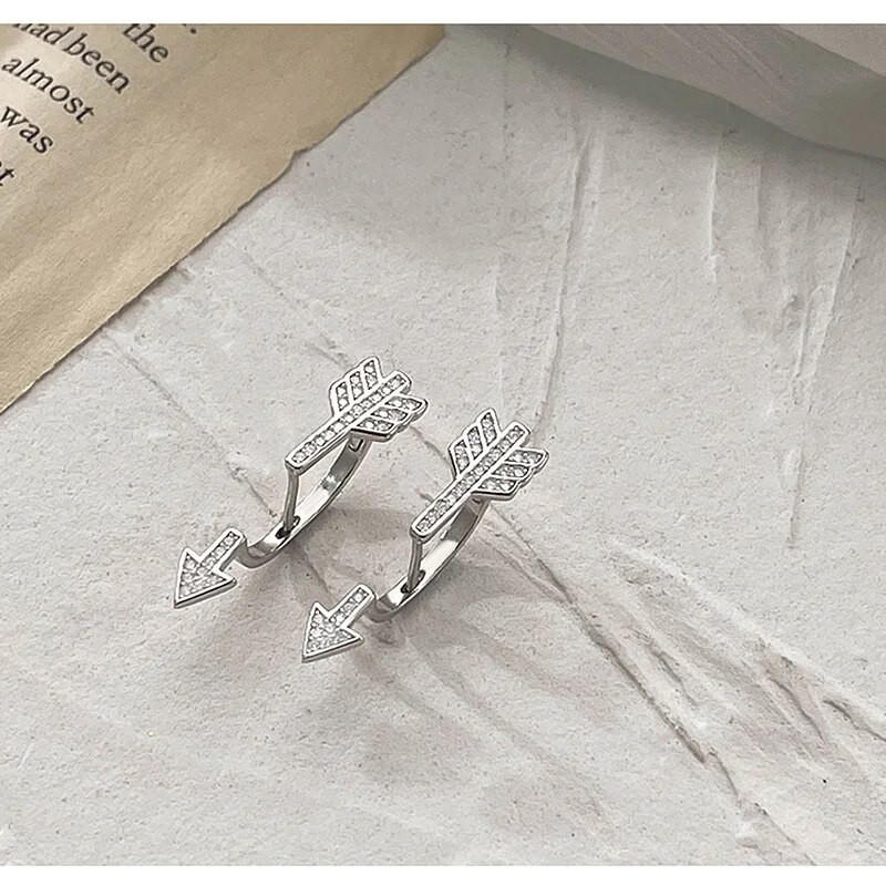 Lapu bultiņa Cirkona garais auss āķa klips uz auskari sievietēm Korejas kristāla kāpšanas auskari daivu pīrsings rotaslietas