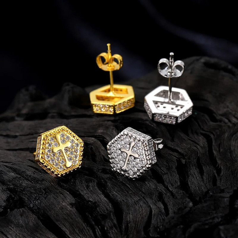 Hiphop Rock Punk Cross Stud Férfi Fülbevaló Iced Out CZ cirkónia Visszacsavarható Piercing Fülbevaló Rapper Homme Gift Fashion Jewelry