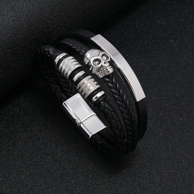 Uus ärimeeste nahast käevõru Kootud nahast käevõru Minimalistlik trend koljupeaga titaanist terasest käevõru magnetpandlaga