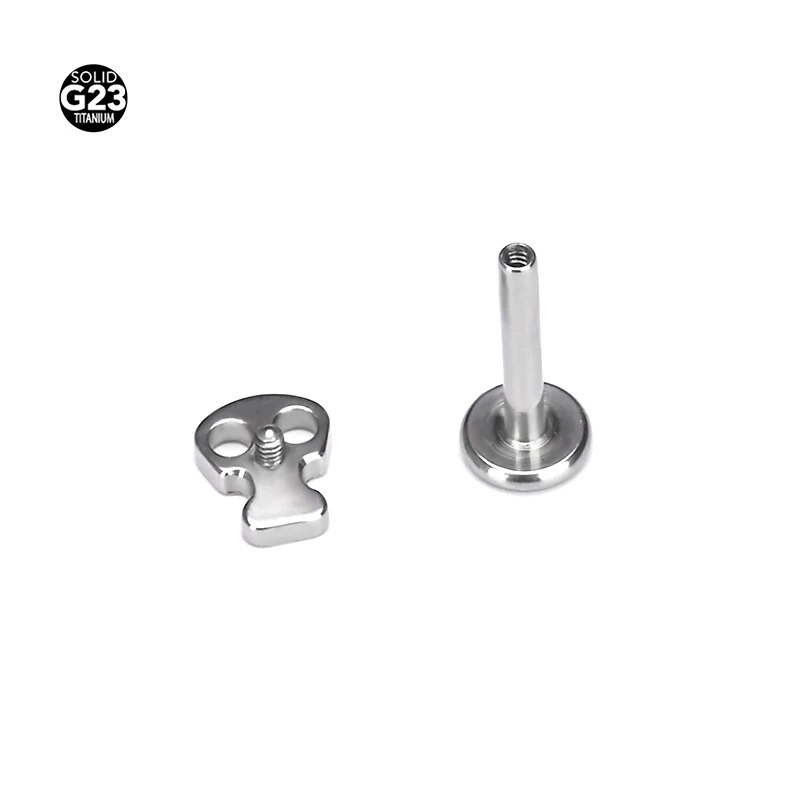 1 tk F136 titaanist meeste ehted kõrvarõngad trukid retrostiilis gooti pealuu piraat pealuu mootorratas titaanist terasest kõrvarõnga keha Pi