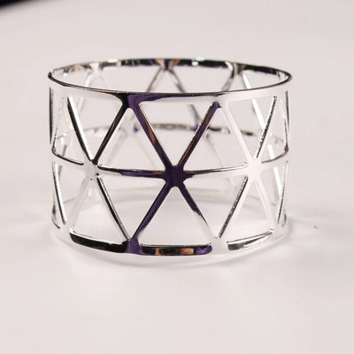 4 gab metāla salvešu gredzeni, vienkāršu gredzenu modeļu salvešu sprādze, kāzu salvešu turētājs, ēdamistabas ģimenes vakariņu galda dekorēšanai