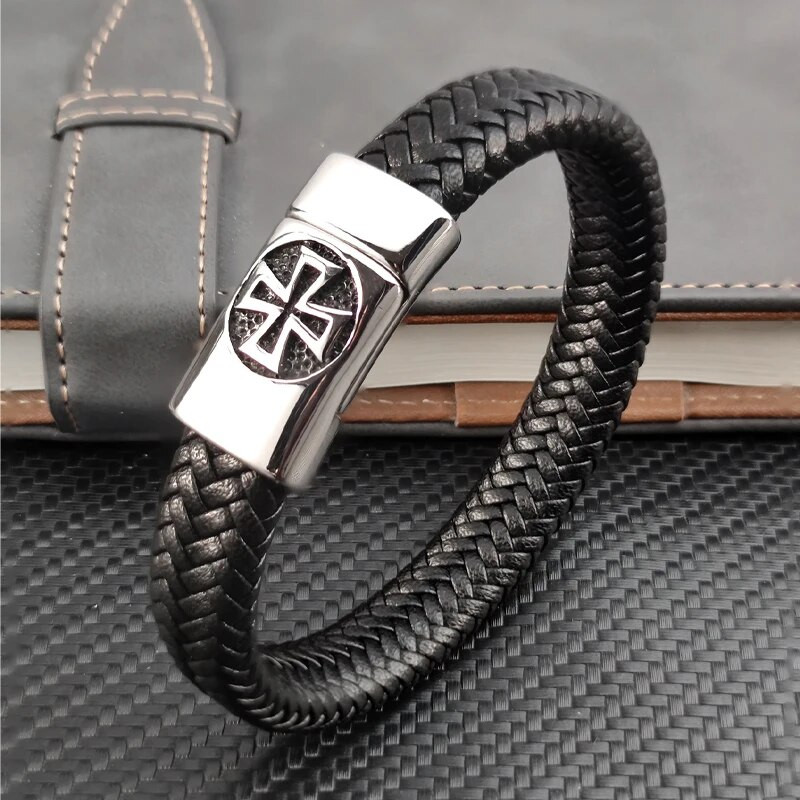 Tippkvaliteediga mähisega punutud nahast roostevabast terasest ristkäevõru meestele Magnetpandlaga peoaksessuaarid Punk-käevõru ehted