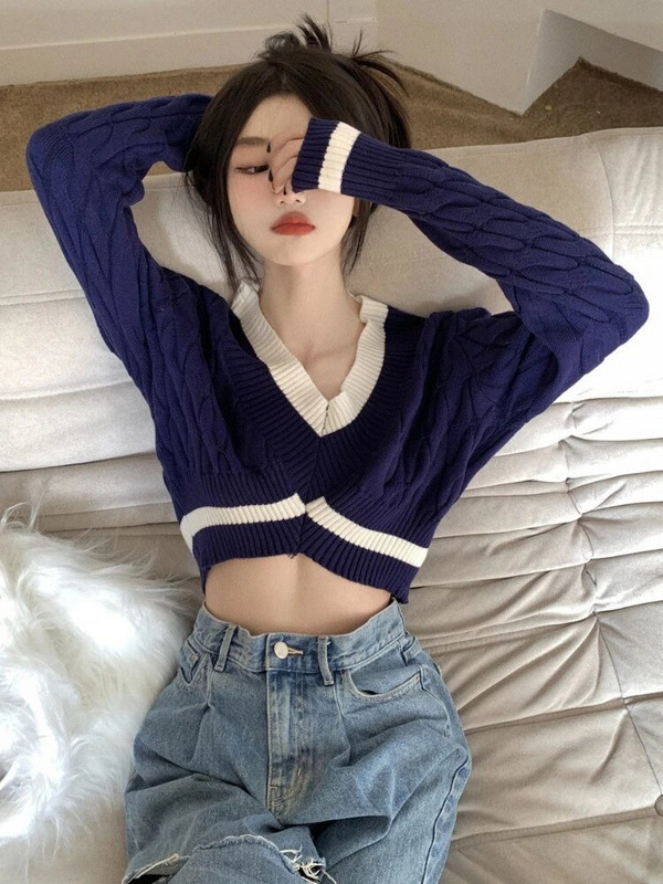 Deeptown korejiešu modes svītrains apgriezts džemperis Sieviešu Harajuku Retro liela izmēra džemperis Kpop V veida kakla izgriezums, ikdienas trikotāža Y2K augšējā grunge