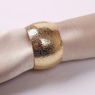 4 gab. Metāla pārklājuma dobas salvešu sprādzes, zelta sudraba salvešu gredzeni, kāzu pasākumu dekoru amatniecības turētājs, ar rokām darināti ballīšu piederumi