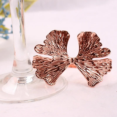 4 tk metallist salvrätikulukk, hõbedase kullaga pulmakaunistusega salvrätikusõrmus, festivaliõhtusöögipidude söögilaua piduliku pidusöögi jaoks