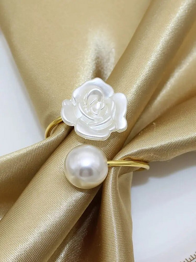 8 gab. Valentīna dienas salvešu gredzeni Sirds salvešu turētāja gredzens kāzu vakariņām banketiem Ziemassvētku Pateicības diena dzimšanas diena HWW17