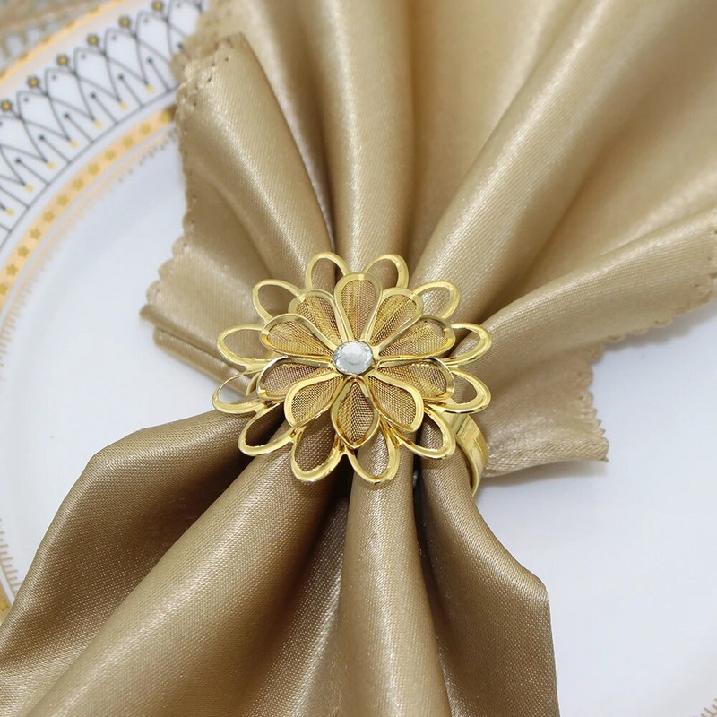 8 Pack Holly Leaf ziedu salvešu gredzeni Ziemassvētku ziedu salvešu turētājs vakariņām kāzu Ziemassvētku galda dekors HWF33