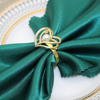 8db Ezüst szalvéta gyűrűk strassz gyöngy szalvéta gyűrűtartó karácsonyra Születésnapra Húsvétra Ősz Halloween dekoráció HWP19