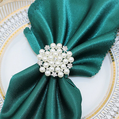 8db Ezüst szalvéta gyűrűk strassz gyöngy szalvéta gyűrűtartó karácsonyra Születésnapra Húsvétra Ősz Halloween dekoráció HWP19