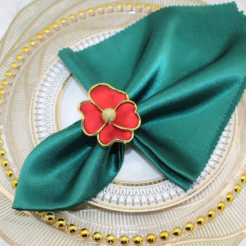 12Gb Zaļu ziedu salvešu gredzeni Valentīna diena viltotu rožu salvešu turētājs Gredzeni Galda rotājumi Kāzu ballīte Mājas dekors HWF05