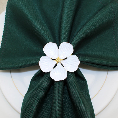 6Gb Pērļu ziedu salvešu gredzeni Balta ziedu salvešu sprādze kāzu līgavas dušai brīvdienu dzimšanas dienas svinību galda noformējums HWF63