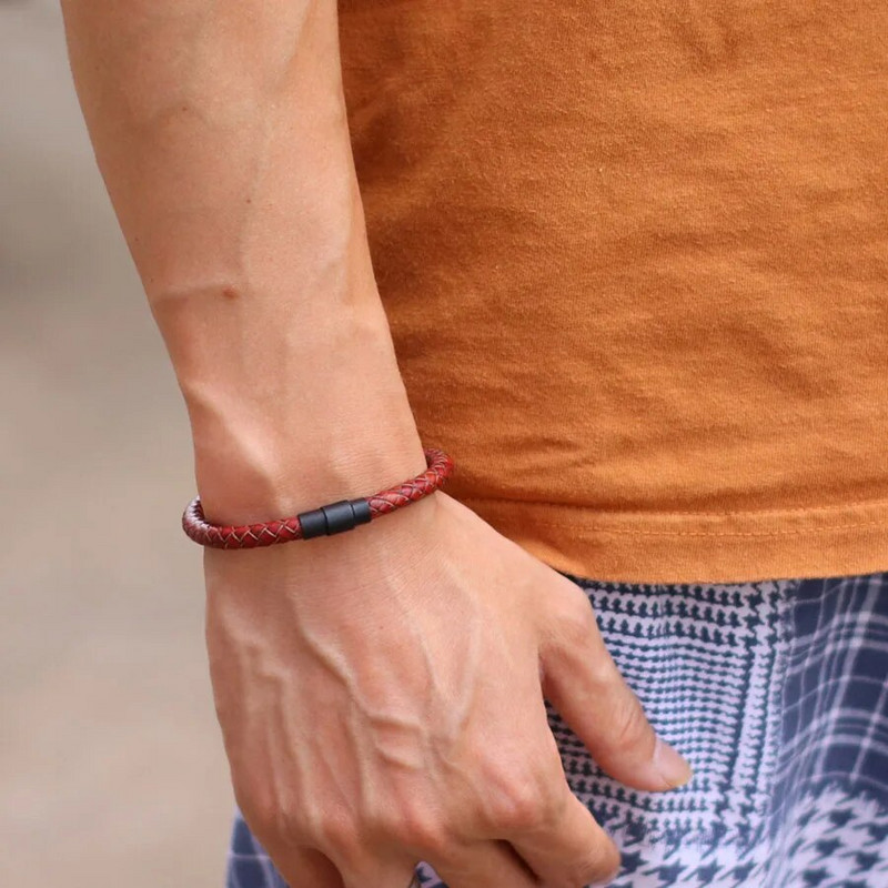 Noter férfi bőr karkötő karkötő fekete mágneses csat illeszkedő egymásra rakható karkötő szabadidős kiegészítők Pulsera Hombre ékszerek