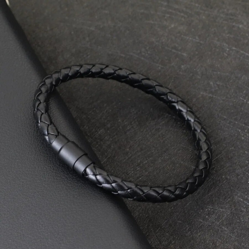 Noter férfi bőr karkötő karkötő fekete mágneses csat illeszkedő egymásra rakható karkötő szabadidős kiegészítők Pulsera Hombre ékszerek