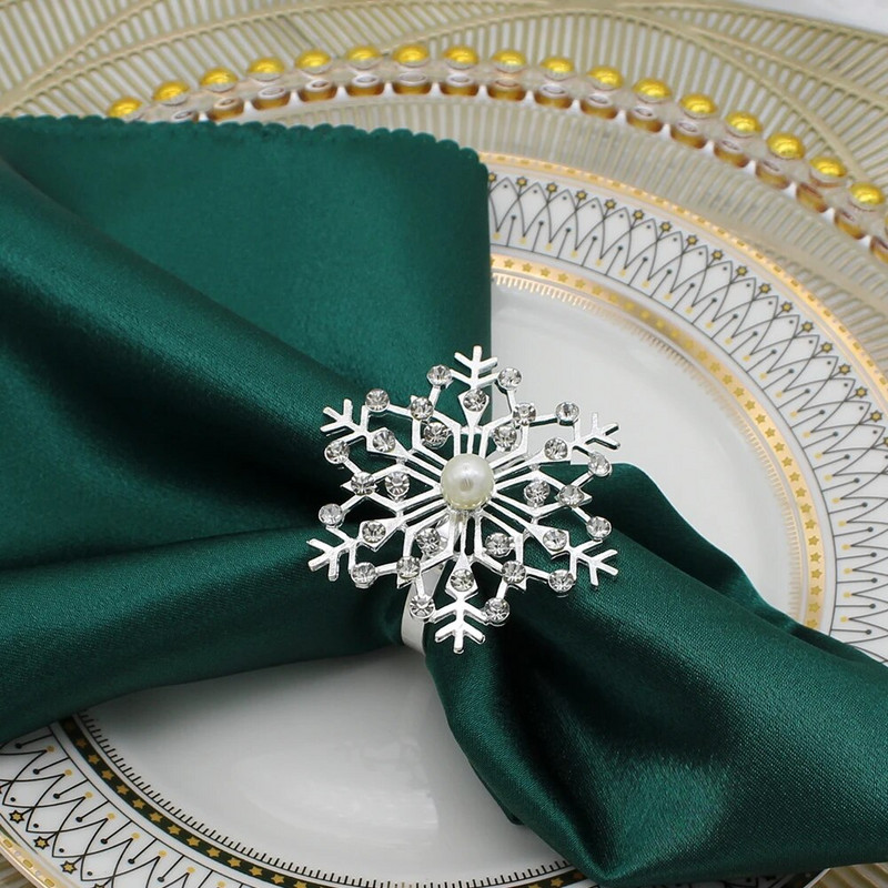 4Gb Ziemassvētku salvešu gredzeni Sliver Rhinestone Snowflake salvešu turētāja gredzeni Ziemassvētku ziemas svētku vakariņu ballītēm HWC130