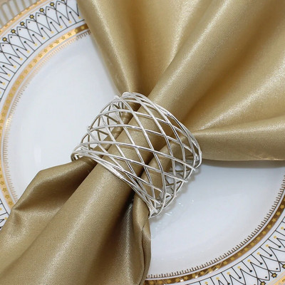 12 gab. Ieroču melni metāla salvešu turētāji dobi, apaļi salvešu gredzeni kāzu ballītei Ziemassvētku Helovīna dekorēšanai HWM35