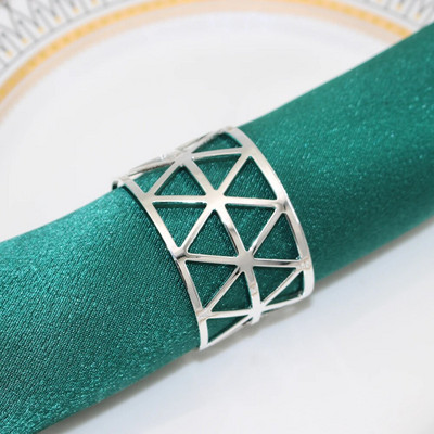 12 gab. Ieroču melni metāla salvešu turētāji dobi, apaļi salvešu gredzeni kāzu ballītei Ziemassvētku Helovīna dekorēšanai HWM35